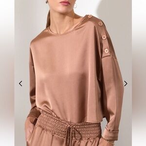 Brochu Walker Dallas Blouse, Size Medium NWT